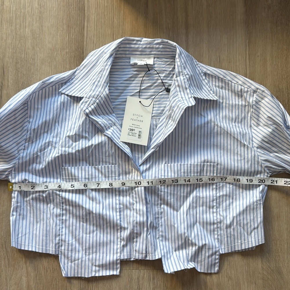 Stitch & Feather Striped Cropped Button-Up Shirt sz L - Picture 5 of 8